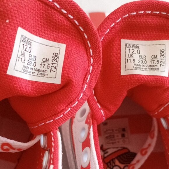 Vans Of The Wall Red and White Stripe Where's Waldo Sneakers Size US Kids 12 - Picture 12 of 14